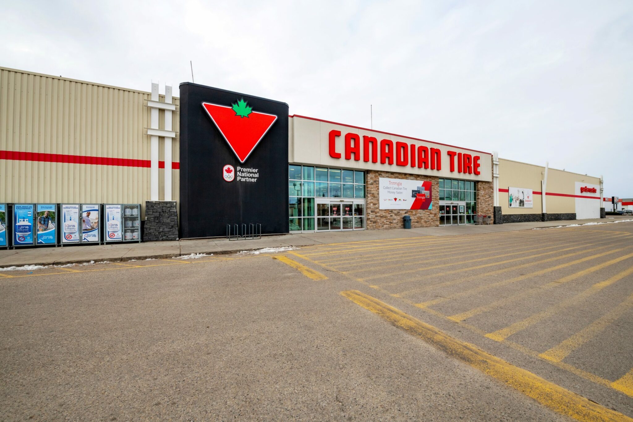 Skyline Retail REIT Acquires Multi-Tenant Plaza in Red Deer, AB